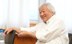 田野前学長・学長顧問インタビュー ～好きなことを貫く力、そして人間万事塞翁が馬～